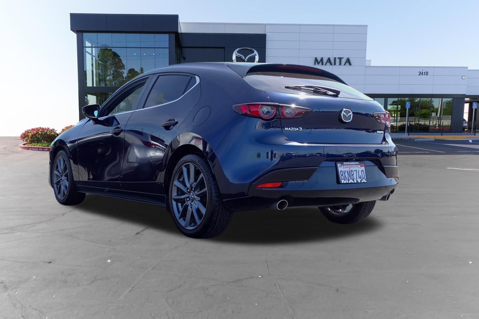 Used 2019 MAZDA MAZDA3 Hatchback FWD image 5