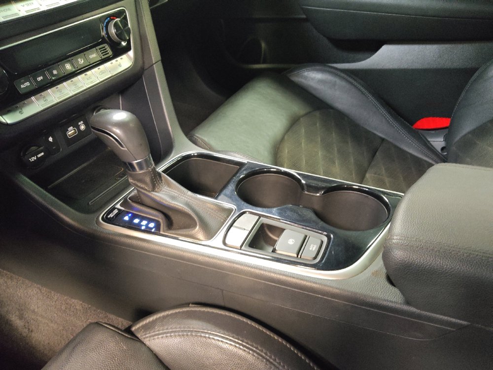 Used 2019 Hyundai Sonata Sport w/ Tech Package 03 FWD image 26