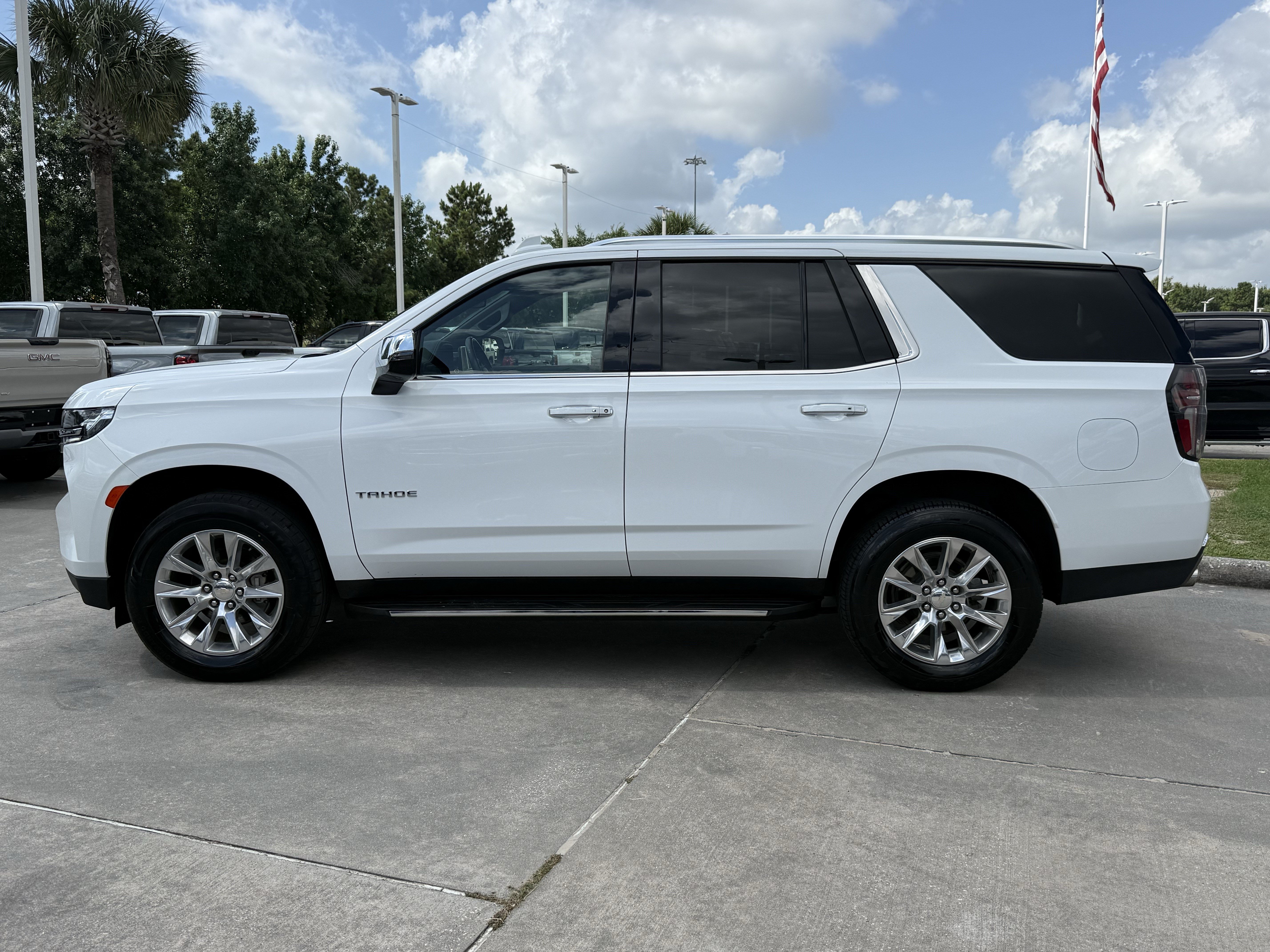 Used 2024 Chevrolet Tahoe Premier RWD image 8