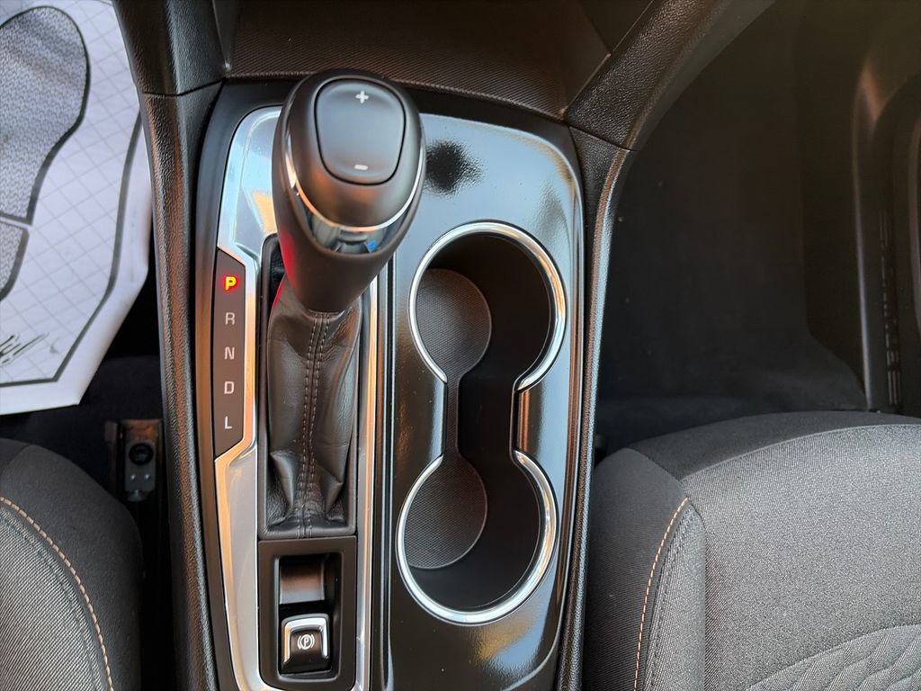 Used 2019 Chevrolet Equinox LT w/ Driver Convenience Package image 26