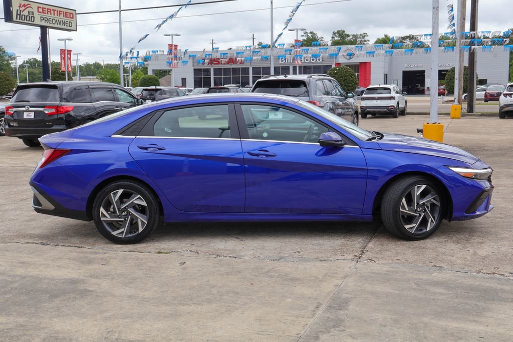 Used 2025 Hyundai Elantra Limited FWD image 22