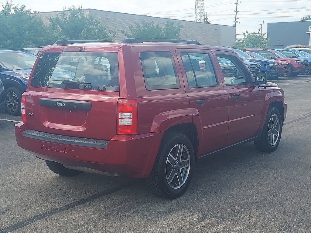 Used 2010 Jeep Patriot Sport w/ Tire & Wheel Group AWD/4WD image 7