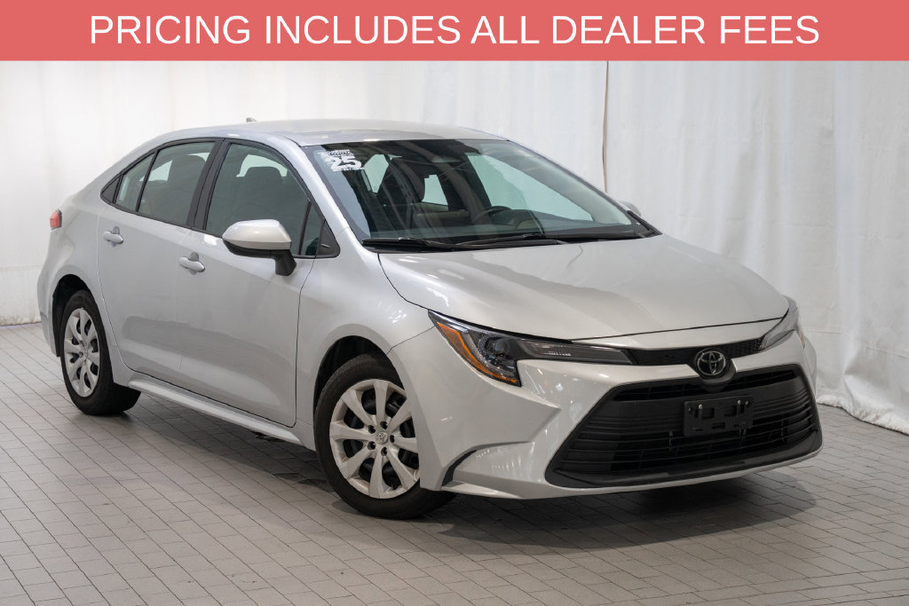 Used 2025 Toyota Corolla LE FWD image 1