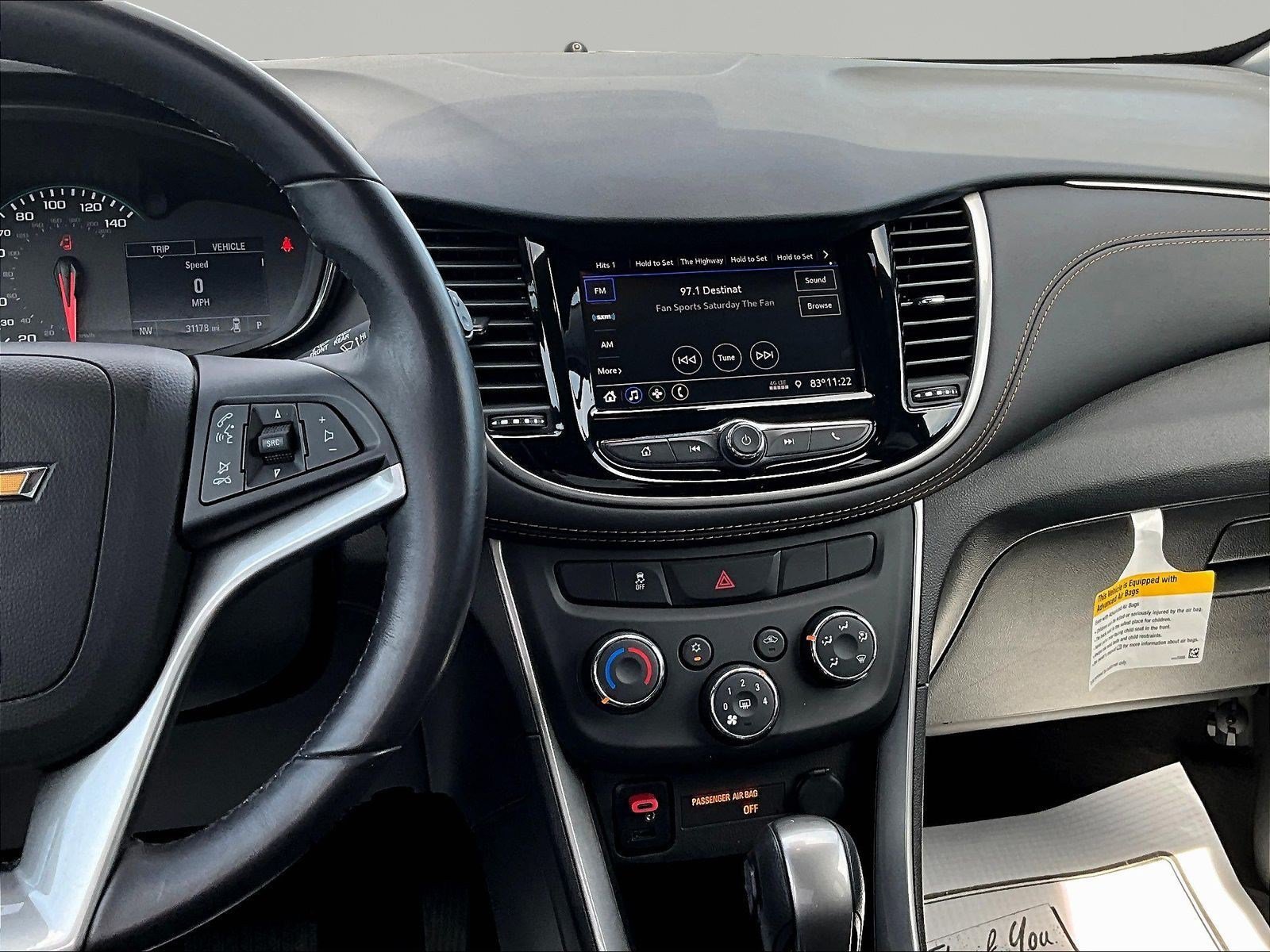 Used 2022 Chevrolet Trax LT w/ LT Convenience Package AWD/4WD image 9