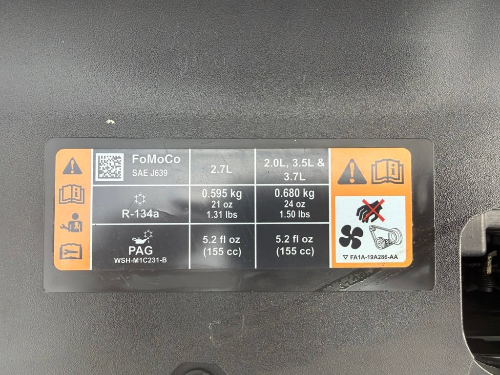 Used 2018 Ford Edge SE FWD image 41