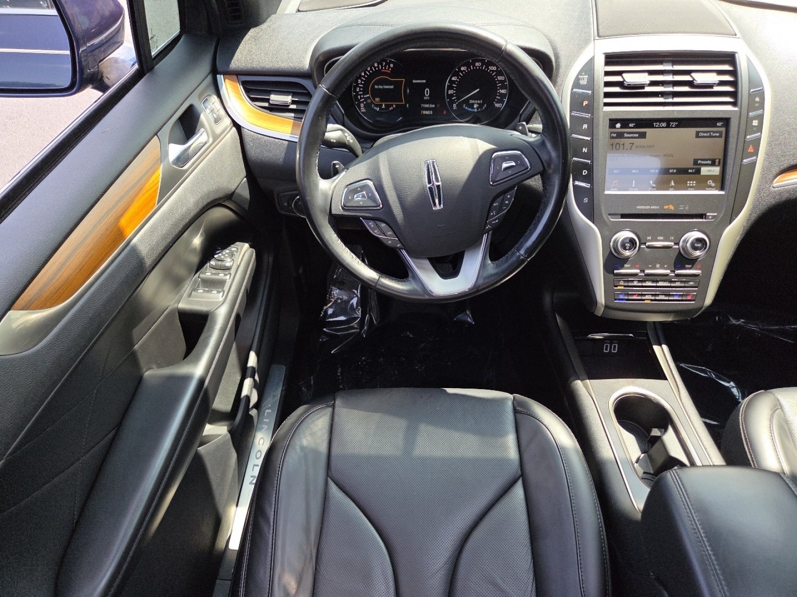 Used 2017 Lincoln MKC Reserve FWD image 34