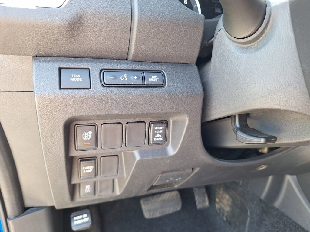Used 2025 Nissan Frontier SV w/ SV Convenience Package RWD image 20