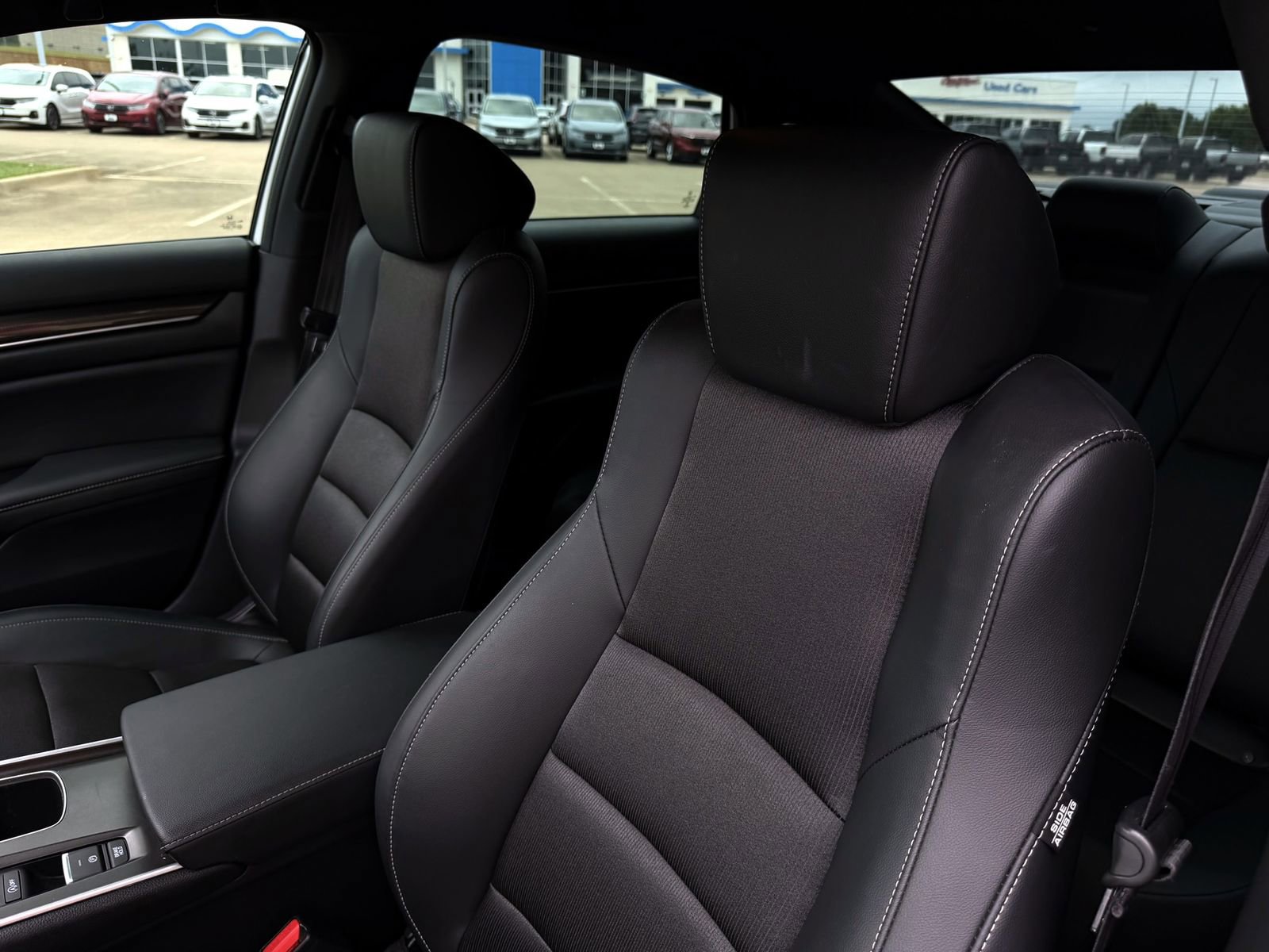 Used 2022 Honda Accord Sport image 12