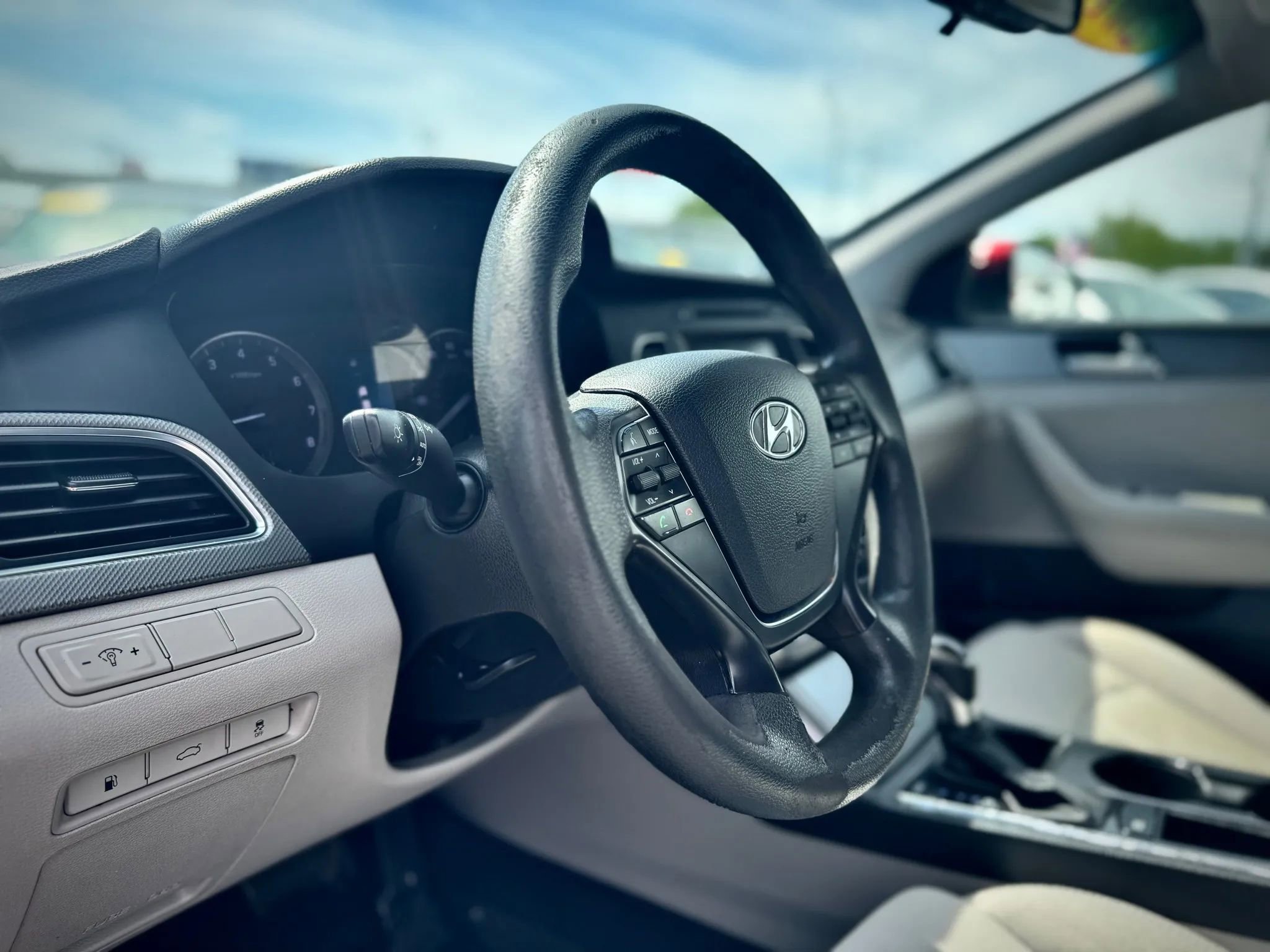 Used 2016 Hyundai Sonata SE image 17