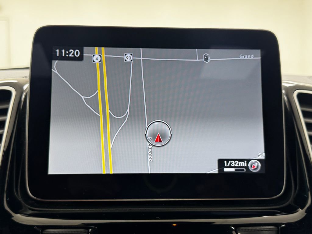 Used 2018 Mercedes-Benz GLS 450 4MATIC image 19