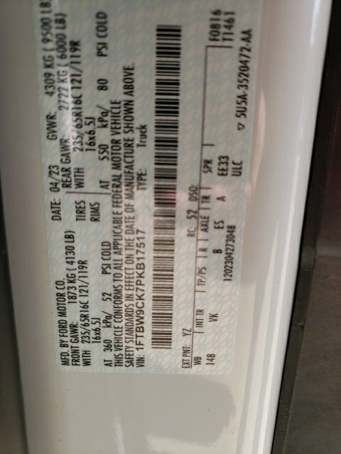 New 2023 Ford E-Transit Medium Roof image 37