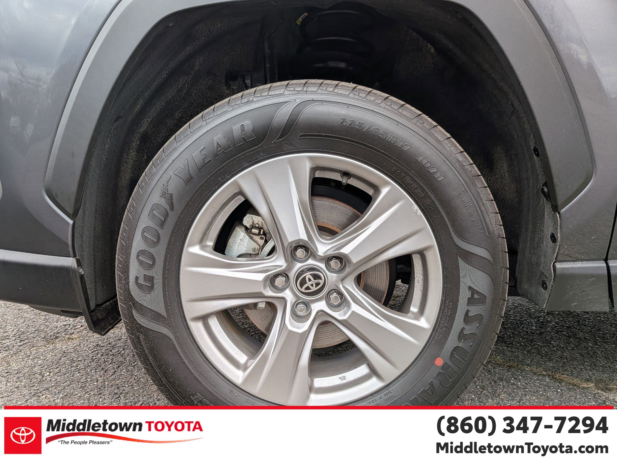 Certified 2025 Toyota RAV4 XLE AWD/4WD image 9
