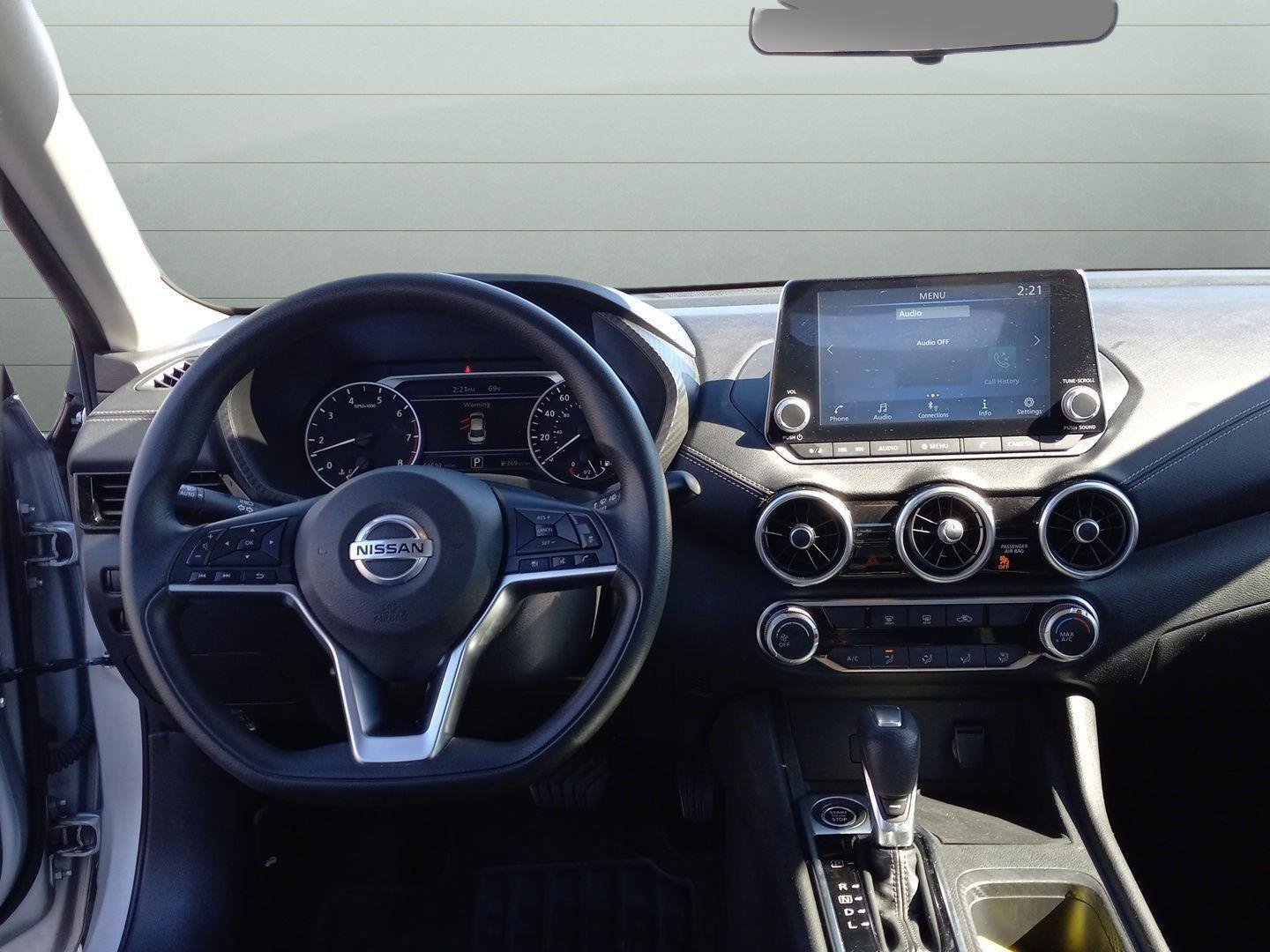 Used 2023 Nissan Sentra SV image 17