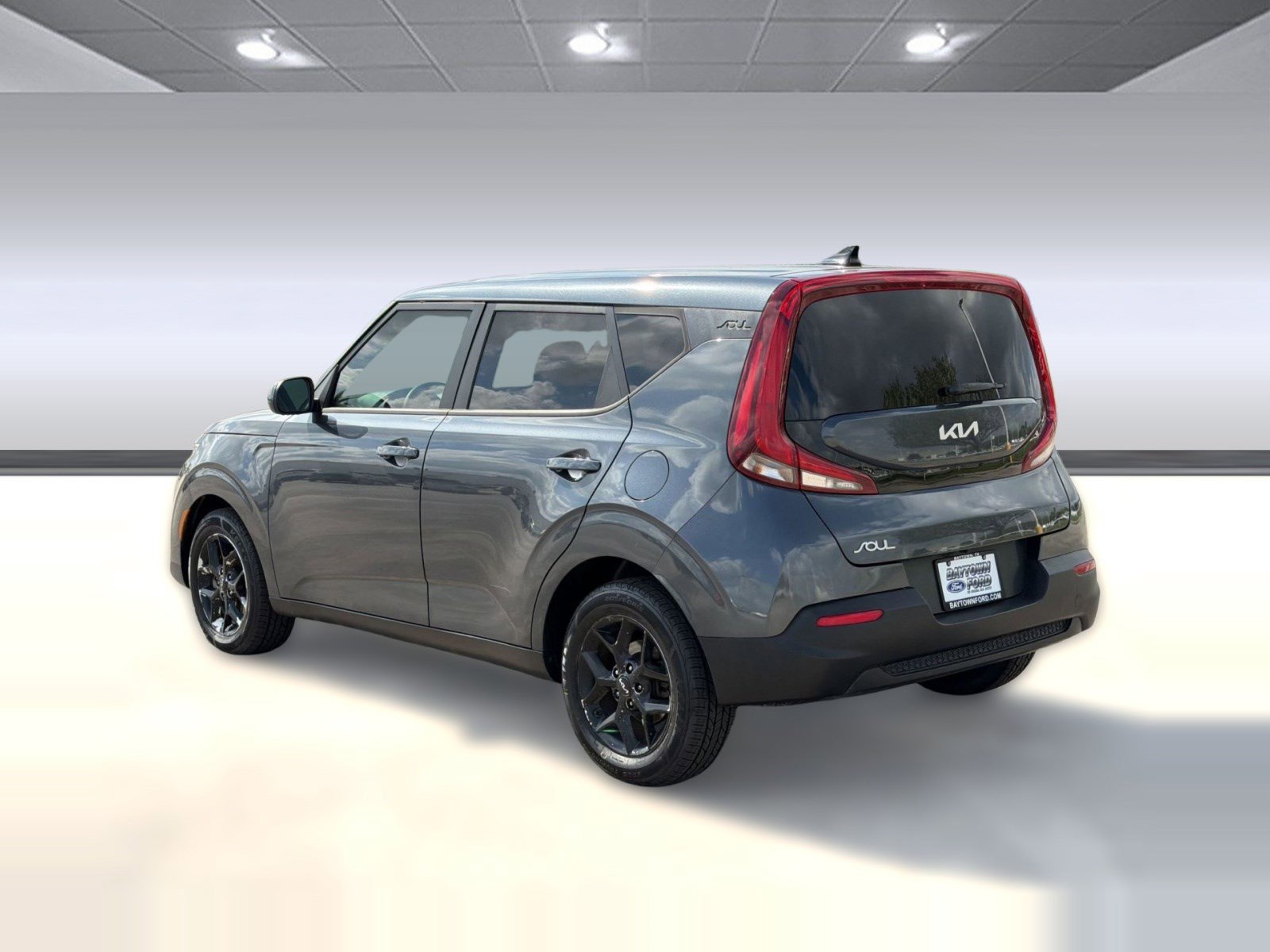 Used 2022 Kia Soul LX w/ Technology Package image 3