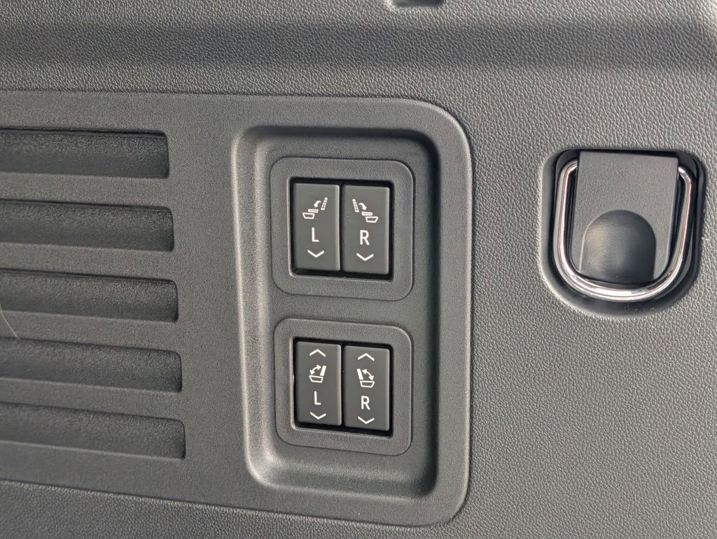 New 2026 Buick Enclave Sport Touring w/ Power Package image 24