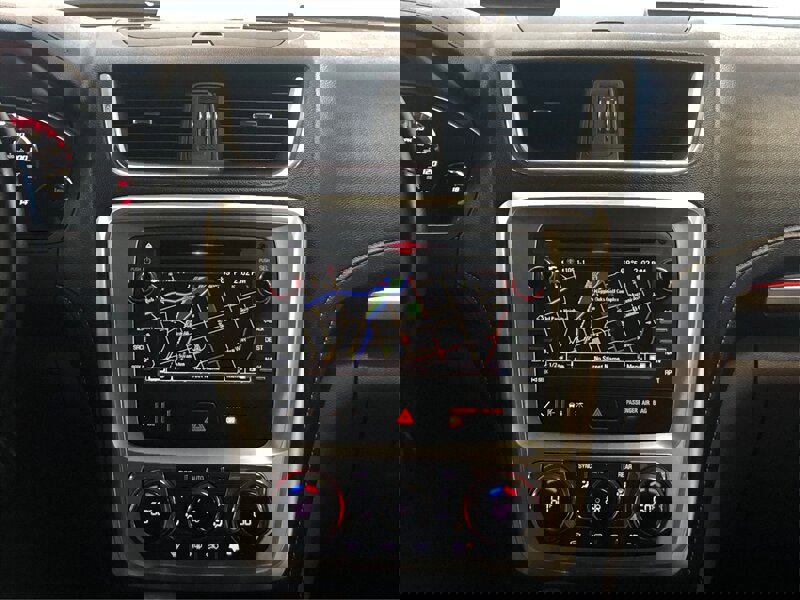 Used 2013 GMC Acadia SLT image 13