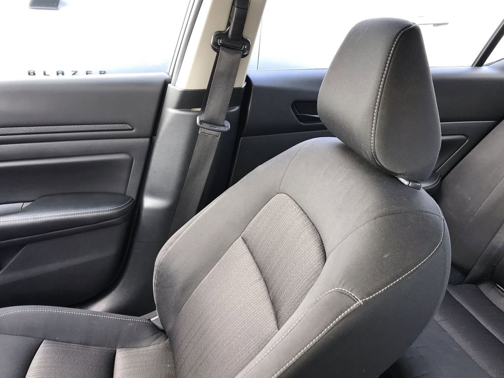 Used 2024 Nissan Altima 2.5 SV image 22