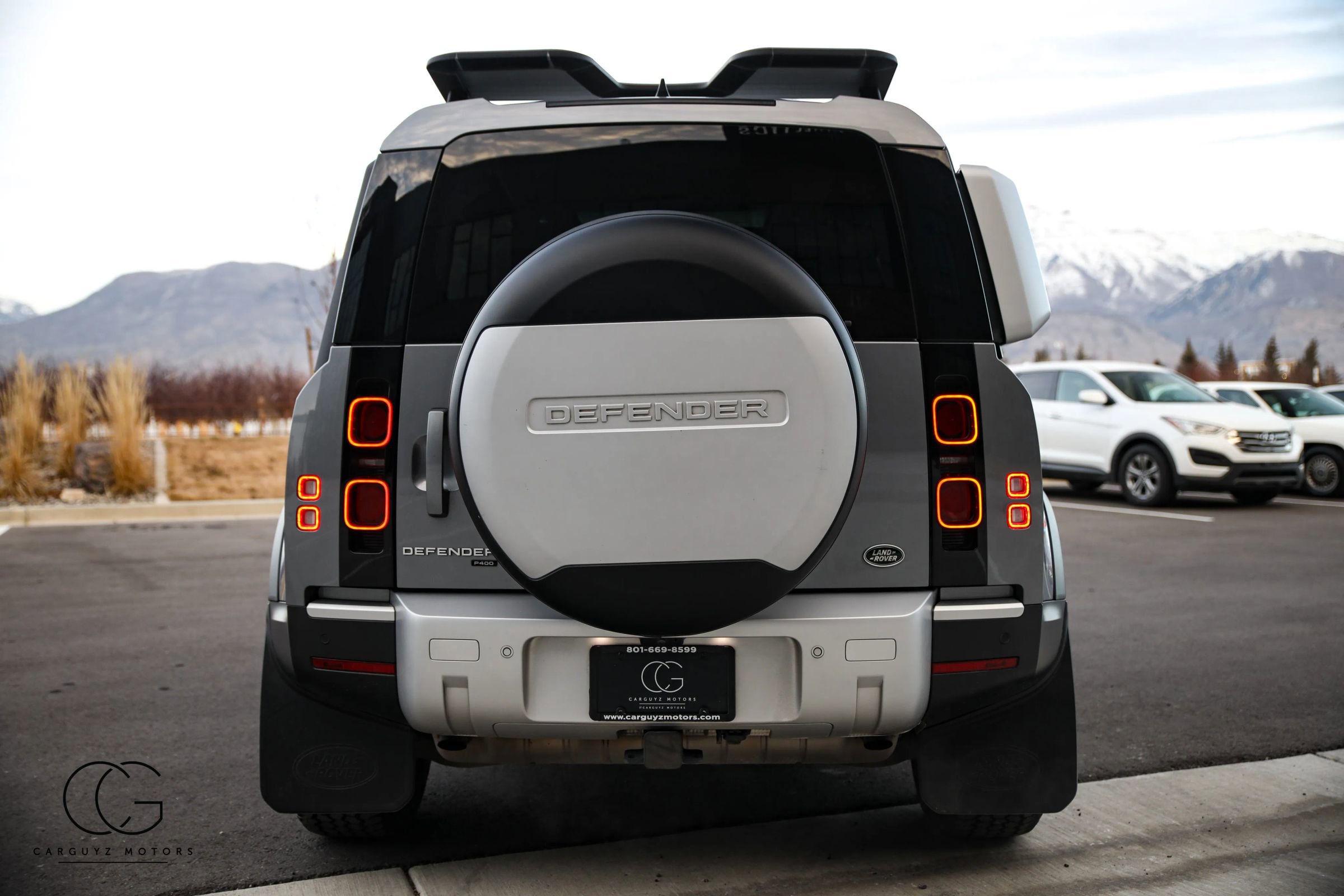 Used 2022 Land Rover Defender 110 SE image 44