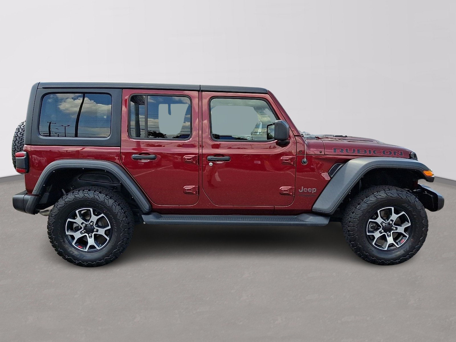 Used 2022 Jeep Wrangler Unlimited Rubicon w/ Cold Weather Group AWD/4WD image 7