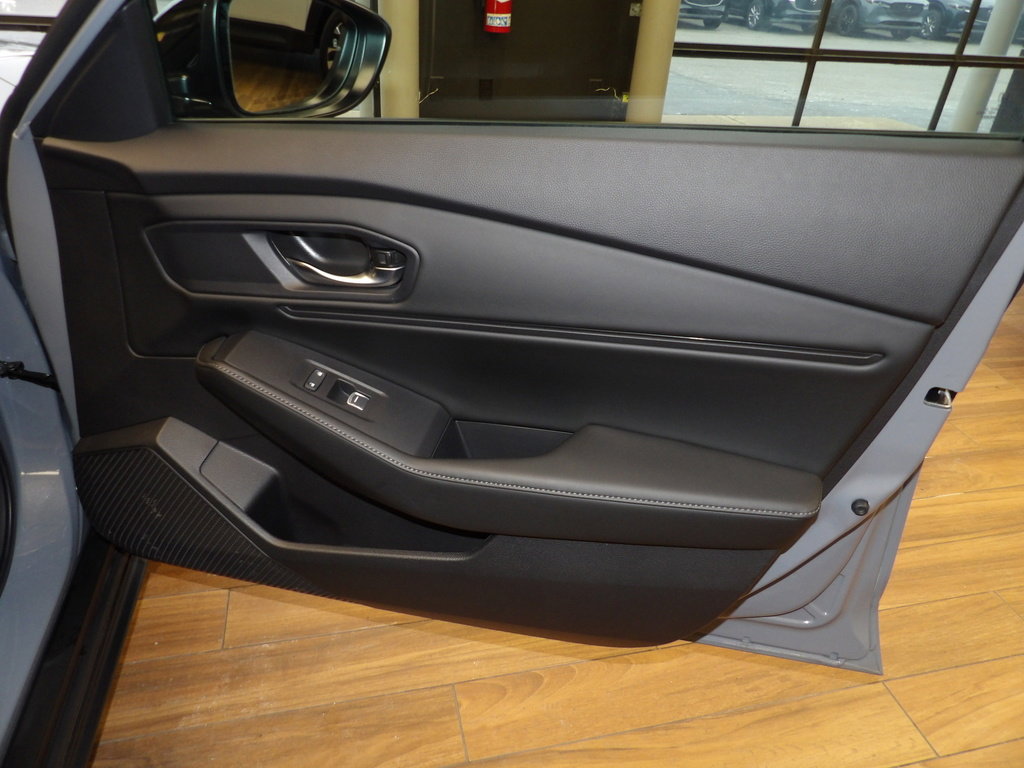 Used 2024 Honda Accord Sport image 12