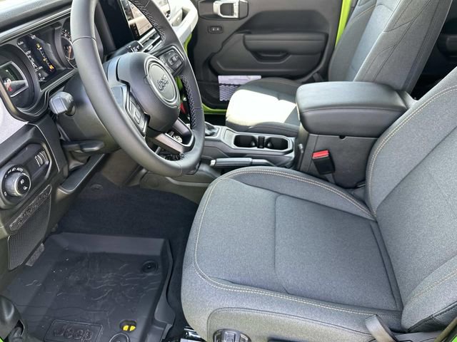 New 2025 Jeep Gladiator Sport AWD/4WD image 21