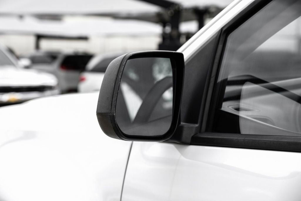 Used 2021 Chevrolet Colorado W/T image 37