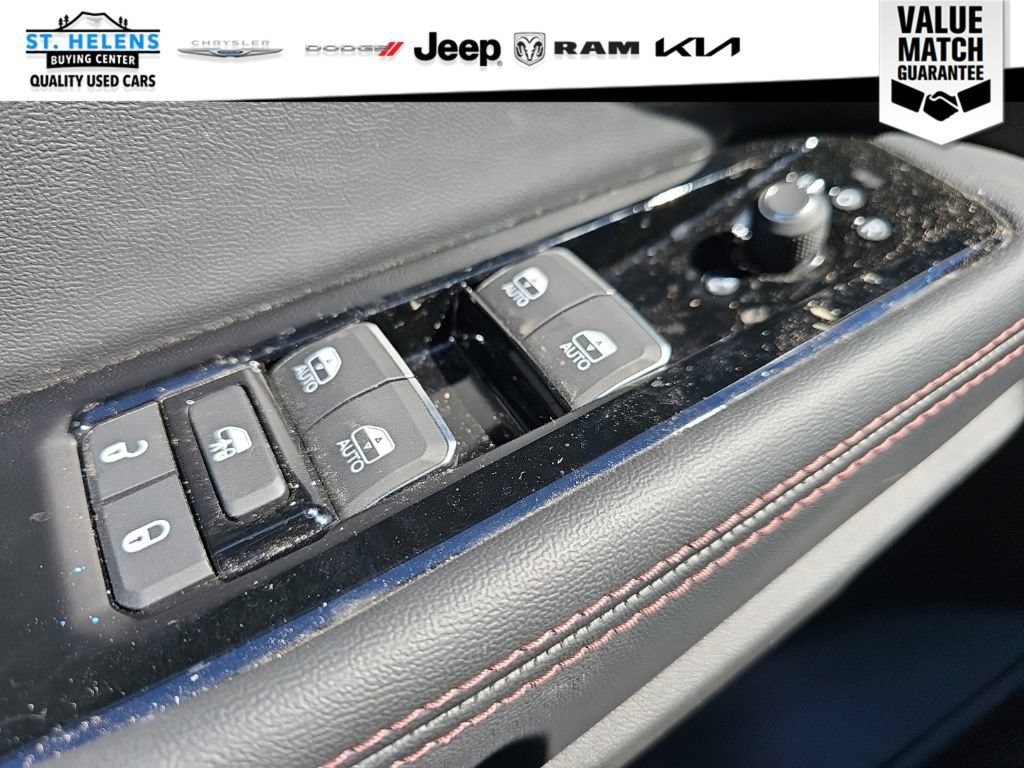 Used 2025 Jeep Wagoneer S Limited AWD/4WD image 31