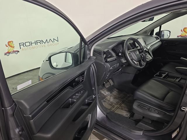 Used 2023 Honda Odyssey Touring image 18