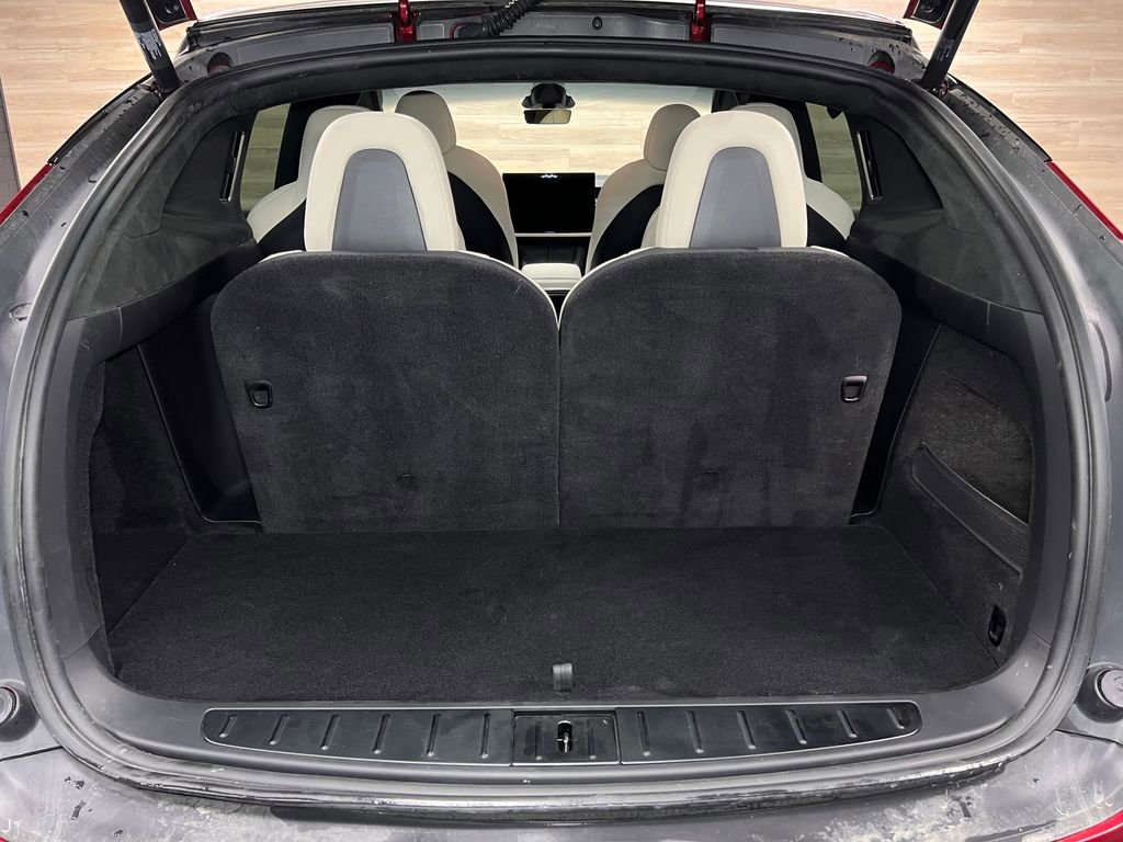 Used 2024 Tesla Model X Plaid image 23