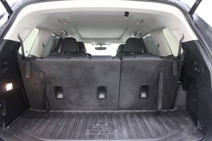 Used 2022 Subaru Ascent Limited w/ Technology Package image 14