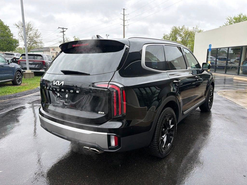 Used 2025 Kia Telluride EX AWD/4WD image 8