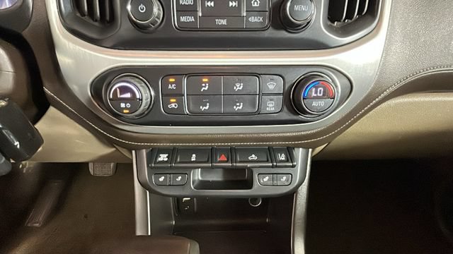 Used 2017 GMC Canyon SLT w/ Driver Alert Package AWD/4WD image 23