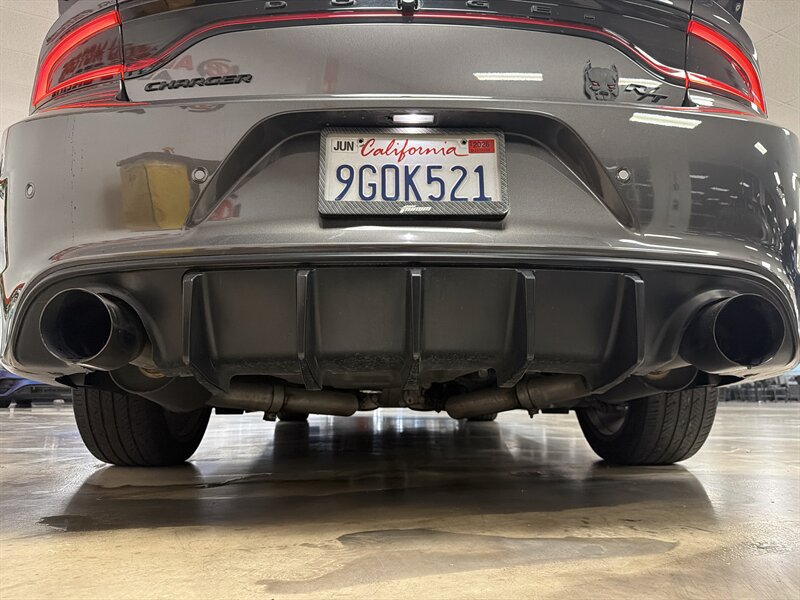 Used 2023 Dodge Charger R/T w/ Blacktop Package RWD image 13