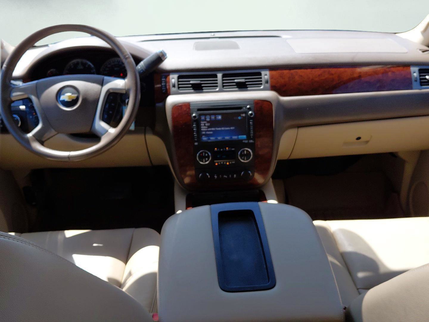 Used 2013 Chevrolet Tahoe LTZ AWD/4WD image 42