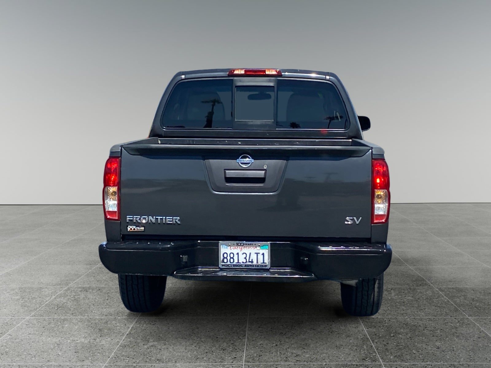 Used 2015 Nissan Frontier SV RWD image 4