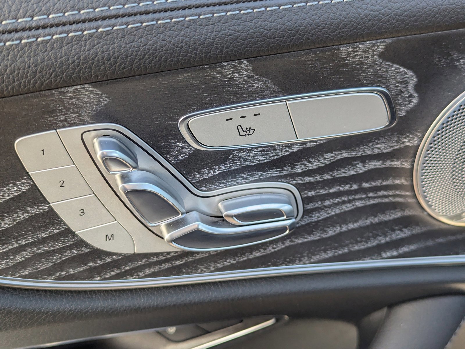 Used 2022 Mercedes-Benz E 450 Coupe image 23