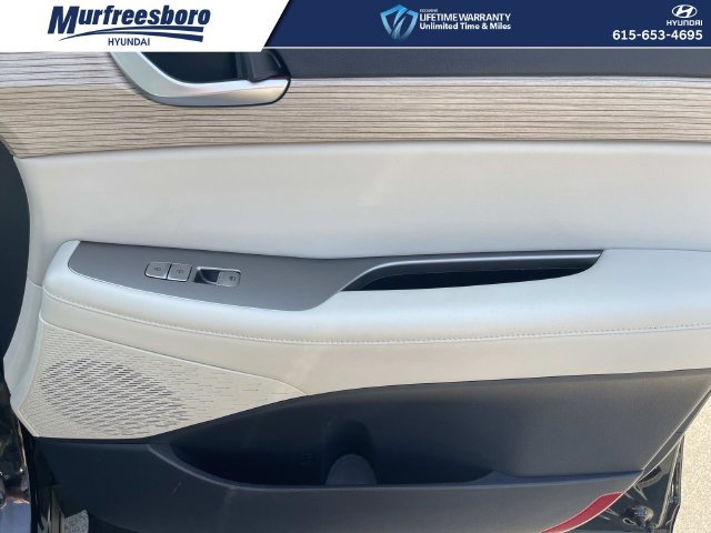 Used 2022 Hyundai Palisade SEL w/ Premium Package FWD image 29