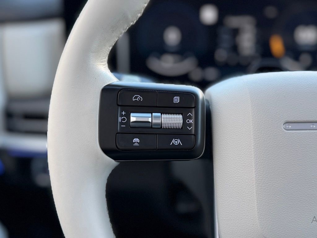 Used 2024 Hyundai Santa Fe Limited image 11