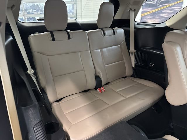 Used 2021 Ford Explorer Limited w/ Equipment Group 301A image 10