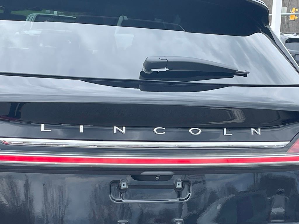Used 2023 Lincoln Nautilus Reserve w/ Monochromatic Package image 21