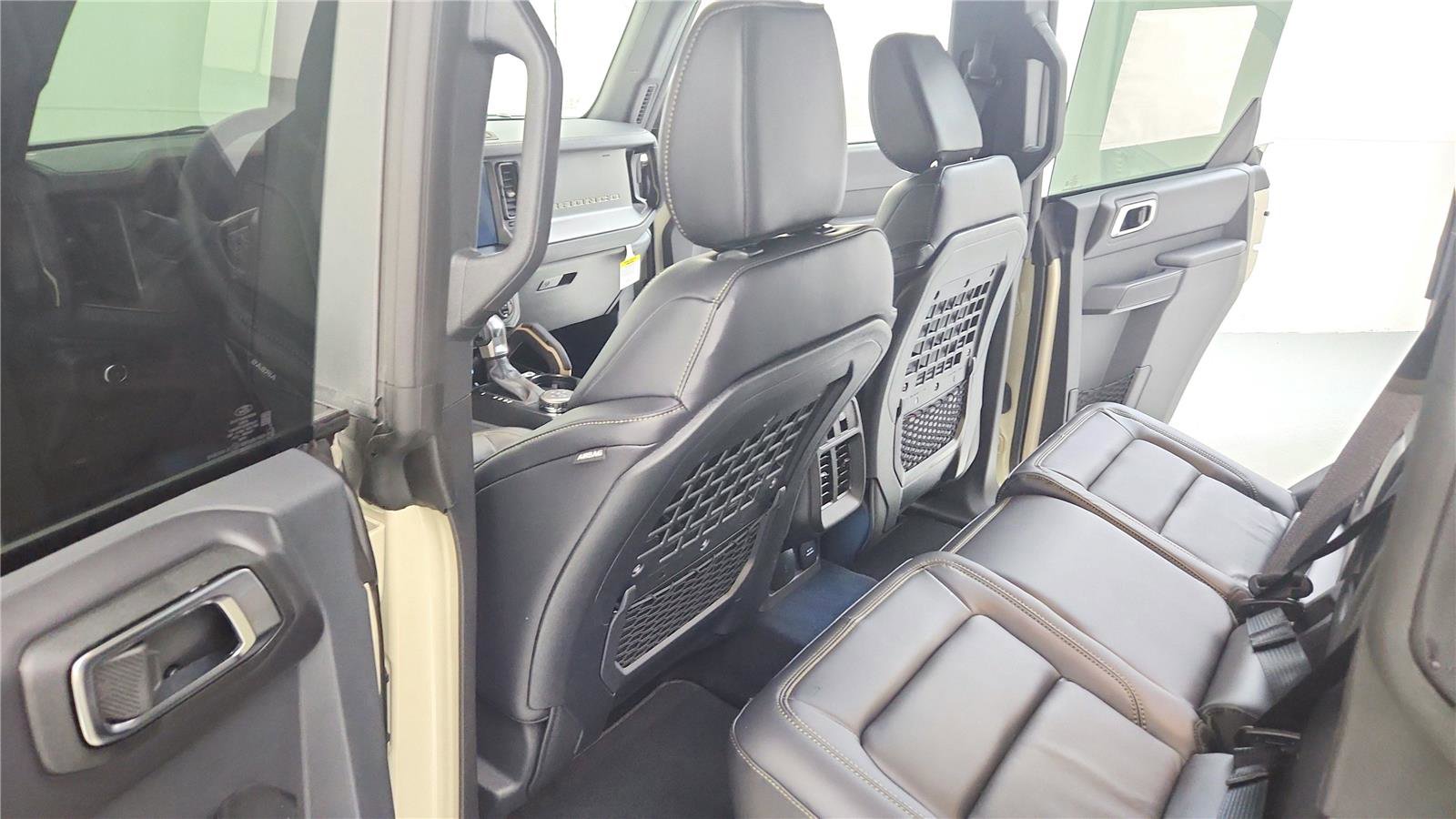 New 2025 Ford Bronco Badlands image 27