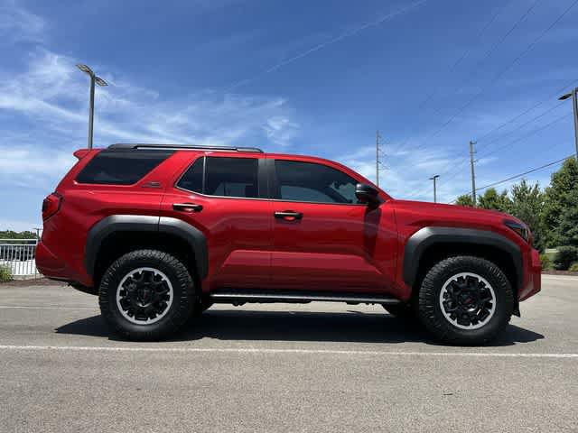 Used 2025 Toyota 4Runner TRD Off-Road Premium AWD/4WD image 3