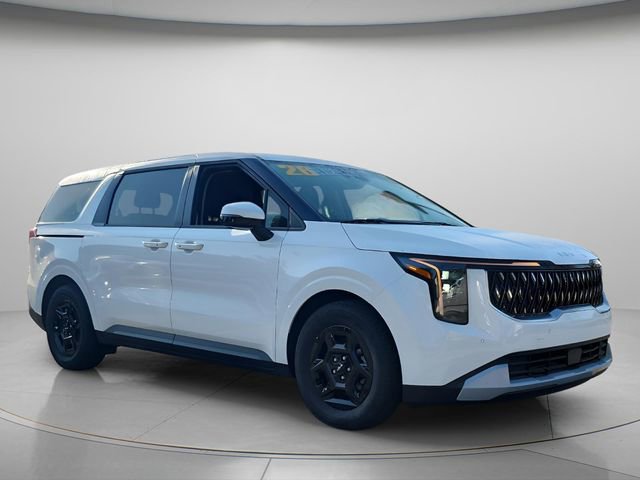 Certified 2026 Kia Carnival LX image 8