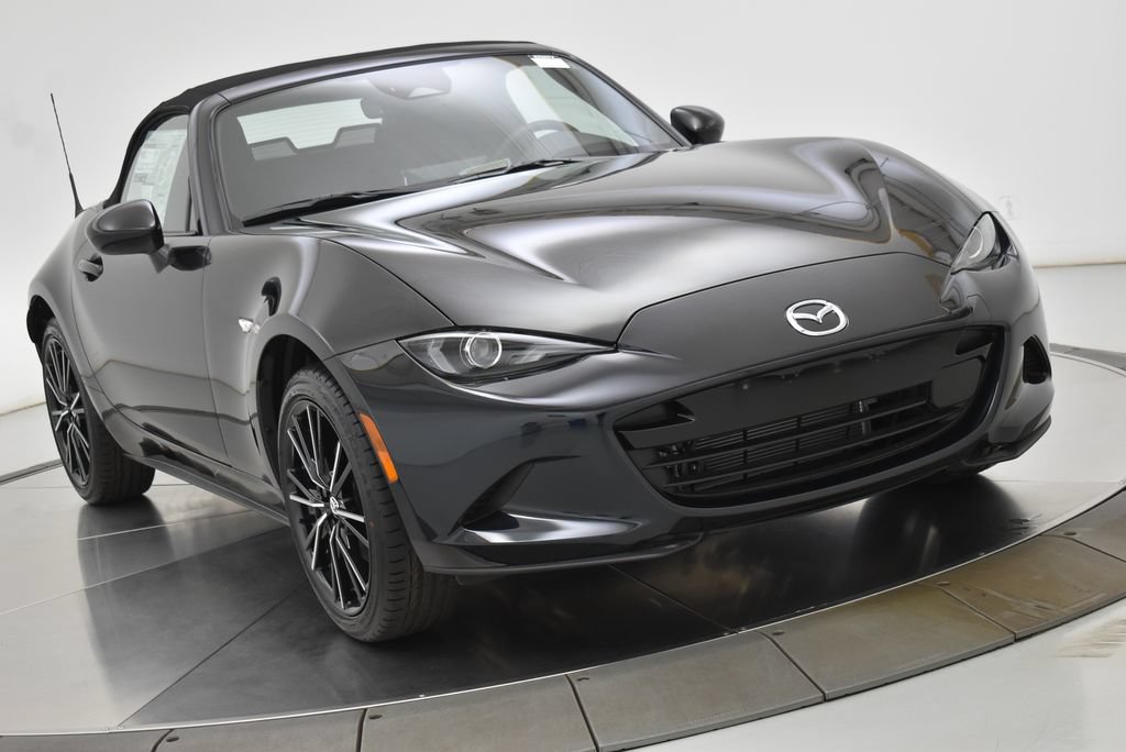 Certified 2025 MAZDA MX-5 Miata Grand Touring RWD image 9