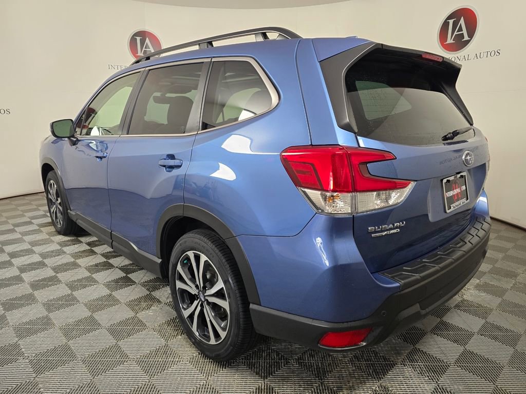 Used 2023 Subaru Forester Limited AWD/4WD image 7