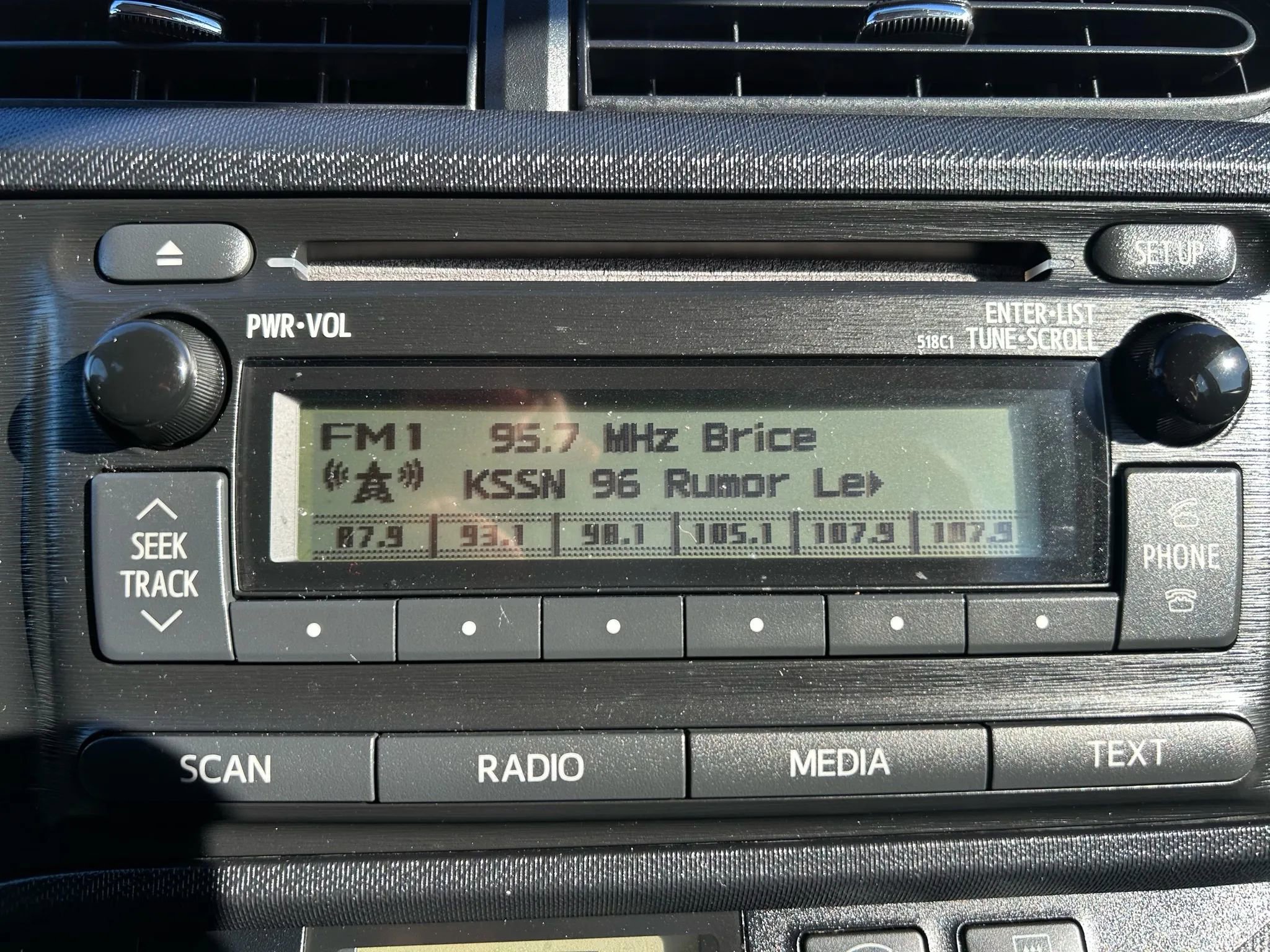 Used 2013 Toyota Prius C One image 19