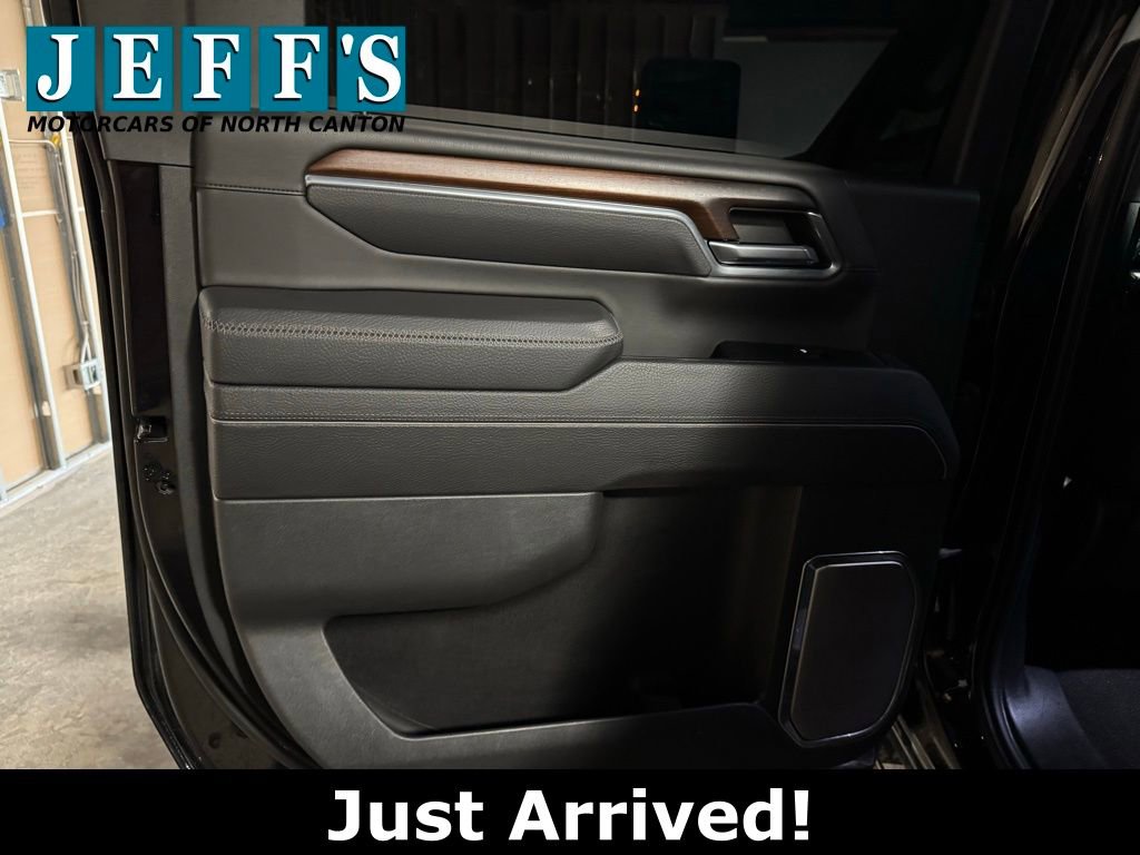 Used 2024 GMC Sierra 2500 Denali w/ Denali Reserve Package image 17