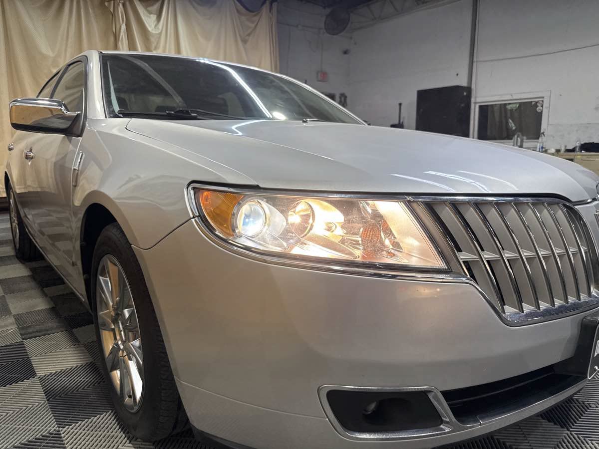 Used 2012 Lincoln MKZ Hybrid FWD image 7