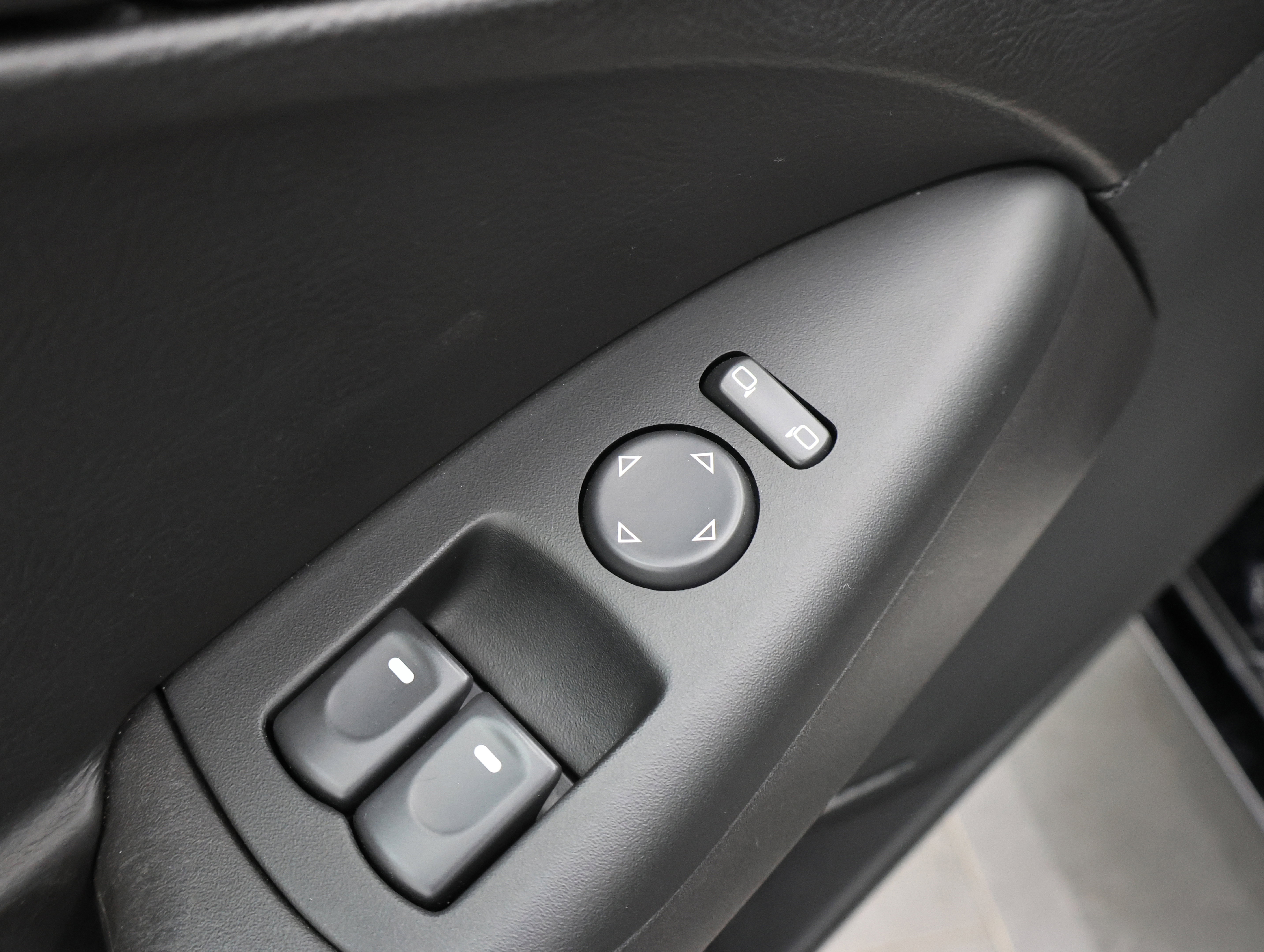 Used 2007 Chevrolet Corvette Convertible w/ Preferred Equipment Group image 32