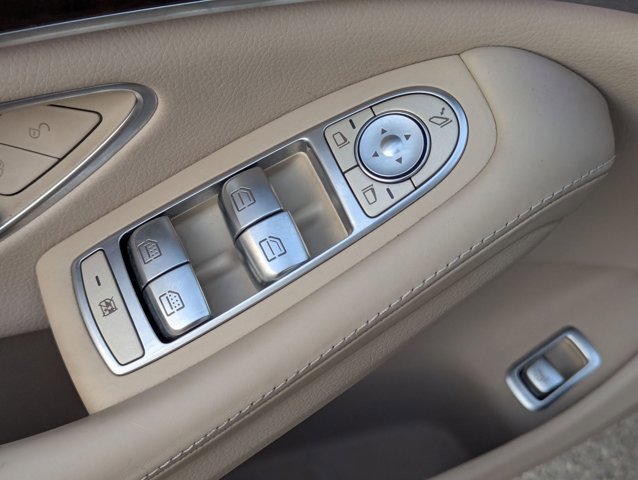 Used 2019 Mercedes-Benz S 560 Sedan image 13